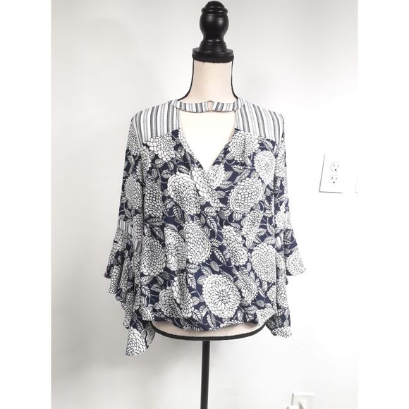 JODIFL Tops - Jodifl Women's Blue and White wrap top size Small *